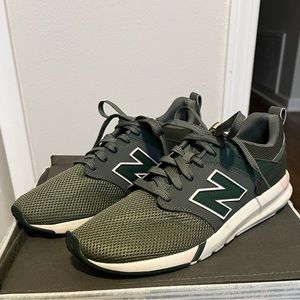 New Balance | green | 009s